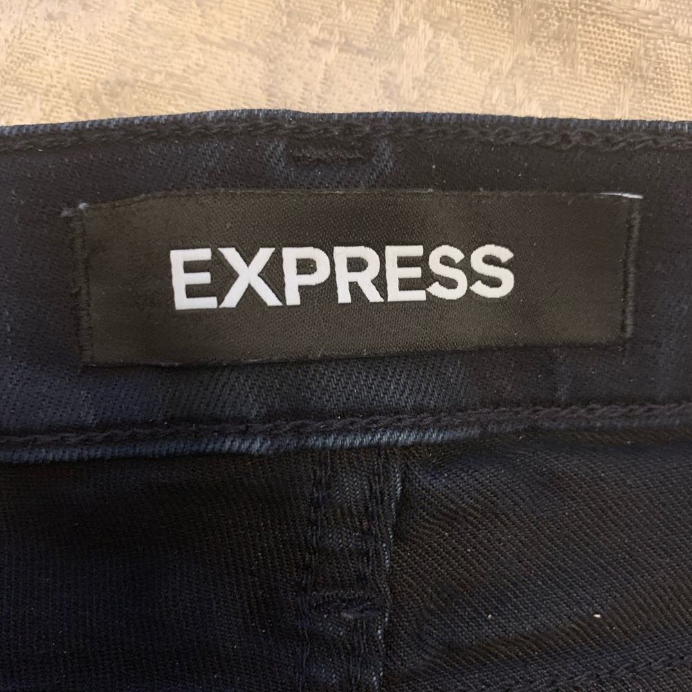 Express Supersoft Mid-Rise Dark Wash Jeans - Picture 2 of 5